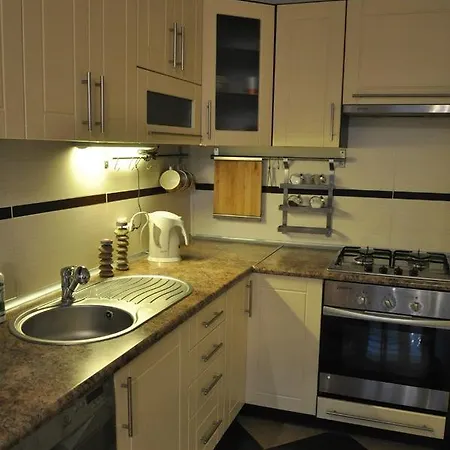 Anton Downtown Apartment